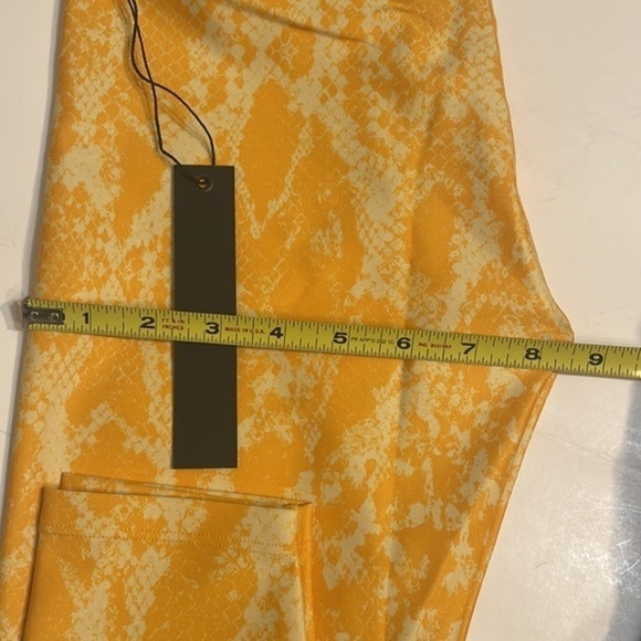 CARBON38 HIGH RISE LEGGING Yellow Snake Print  animal print NWT Sz XS - Picture 9 of 10
